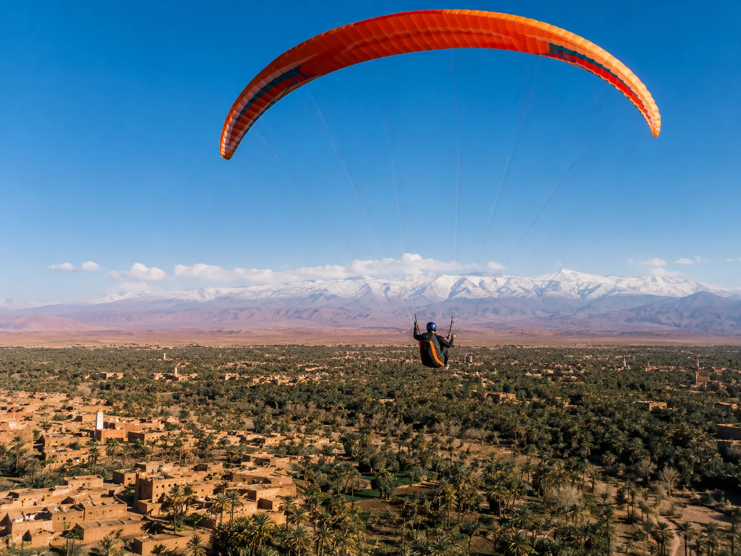 Parapente, Marrakech vue du ciel — Riad Zenaya & Spa à Marrakech